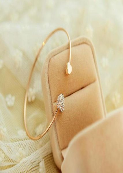 girls crystal love heart bangle gold fill bridal wedding jewelry women crystal rhinestone bracelet charm open cuff bangle2392315, Black
girls crystal love heart bangle gold fill bridal wedding jewelry women crystal rhinestone bracelet charm open cuff bangle2392315, Black