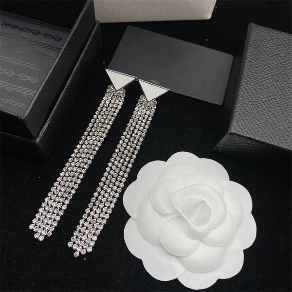 290209 women earring mens gifts designer jewelry luxury letter with box rhinestone earrings glod colour design a pair earrings ear pendants, Silver
290209 women earring mens gifts designer jewelry luxury letter with box rhinestone earrings glod colour design a pair earrings ear pendants, Silver