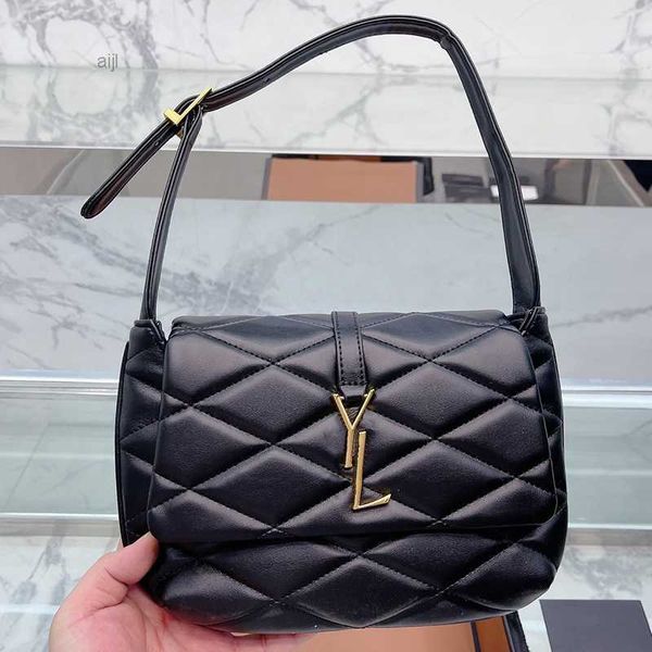 le57 hobo bag designer handbag for women underarm handbags black shoulder luxurys leather clutch tote bags fashion ladies purses
le57 hobo bag designer handbag for women underarm handbags black shoulder luxurys leather clutch tote bags fashion ladies purses