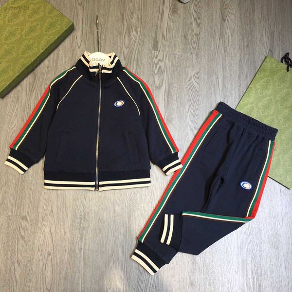 luxury kids designer clothes child autumn sets size 100-160 cm 2pcs multi color striped decorative long sleeved jacket and sports pants, White
luxury kids designer clothes child autumn sets size 100-160 cm 2pcs multi color striped decorative long sleeved jacket and sports pants, White