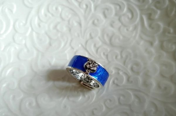 original logo carved ggsity ring 18k gold and silver rose 316l stainless steel ring women's couple wedding jewelry women's party
original logo carved ggsity ring 18k gold and silver rose 316l stainless steel ring women's couple wedding jewelry women's party