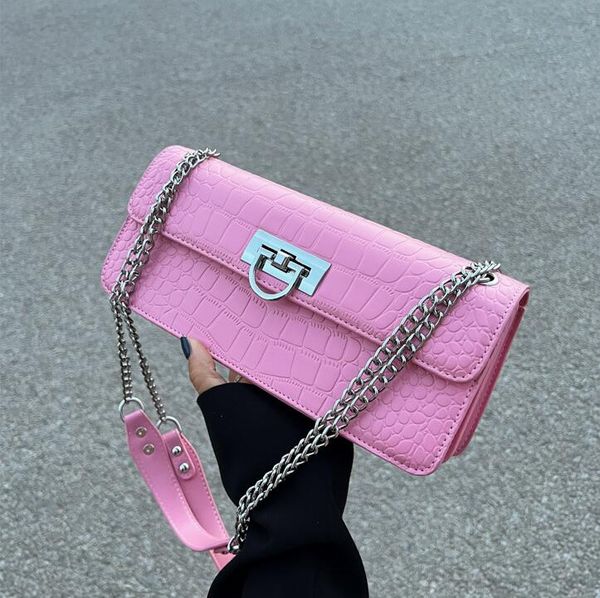 wholesale ladies shoulder bags 4 colors flip folding buckle chain bag small fresh embossed leather handbag this year popular crocodile mobil, Black;red
wholesale ladies shoulder bags 4 colors flip folding buckle chain bag small fresh embossed leather handbag this year popular crocodile mobil, Black;red