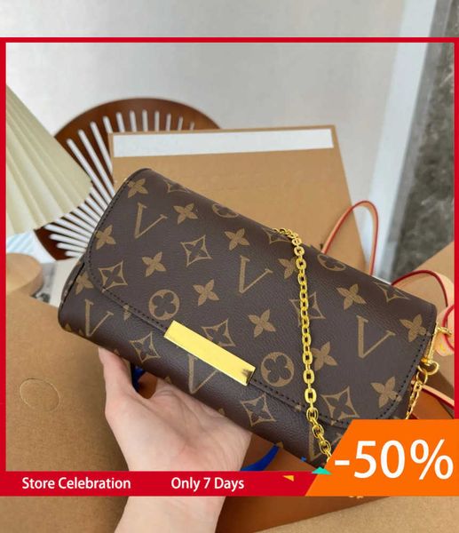 designer classic chain bag ladies striped flip messenger bags quality coin card wallet practical and durable light purse55
designer classic chain bag ladies striped flip messenger bags quality coin card wallet practical and durable light purse55