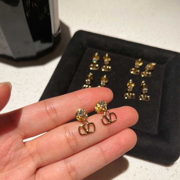 ring accessories diamond luxury designer necklace flowers clover bangle women warren family v-letter earrings for 925 silver needle simple a
ring accessories diamond luxury designer necklace flowers clover bangle women warren family v-letter earrings for 925 silver needle simple a