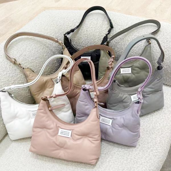 7a quality womens margiela shoulder handbag luxury designer summer clutch bags genuine leather zipper cross body bags lady travel half moon
7a quality womens margiela shoulder handbag luxury designer summer clutch bags genuine leather zipper cross body bags lady travel half moon