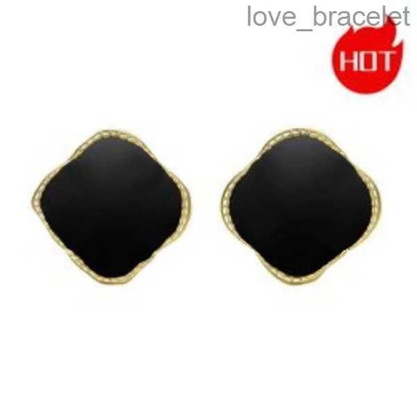 fashion vintage four leaf clover stud earrings designers earrings 18k gold plated agate gifts for girlfriends on valentine's day, Golden;silver
fashion vintage four leaf clover stud earrings designers earrings 18k gold plated agate gifts for girlfriends on valentine's day, Golden;silver