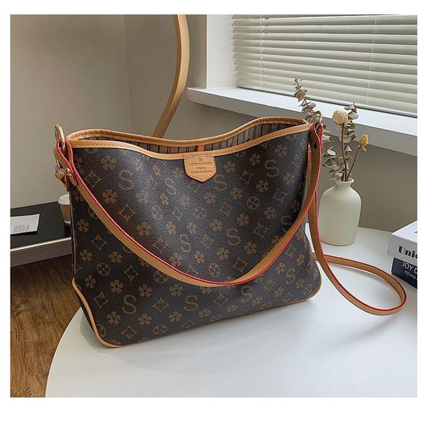 luxury designer purse vintage presbyopia bag large capacity shopping tote bags handbag female cross-border womens casual messenger324m
luxury designer purse vintage presbyopia bag large capacity shopping tote bags handbag female cross-border womens casual messenger324m