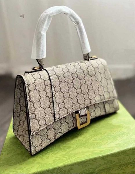 designer bags shoulder bag handbag women's fashion bagsg cross body half moon 2 g luxuries genuine leather classic retro wallet handle
designer bags shoulder bag handbag women's fashion bagsg cross body half moon 2 g luxuries genuine leather classic retro wallet handle