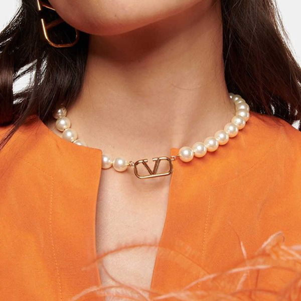 ring accessories diamond luxury designer necklace flowers clover bangle women design sense pearl zhuji layered texture ins style letter v ne, Silver
ring accessories diamond luxury designer necklace flowers clover bangle women design sense pearl zhuji layered texture ins style letter v ne, Silver