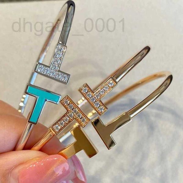 bangle designer double white fritillaria bracelet with full diamond design and opened body plated 18k gold high edition light luxury elastic, Black
bangle designer double white fritillaria bracelet with full diamond design and opened body plated 18k gold high edition light luxury elastic, Black