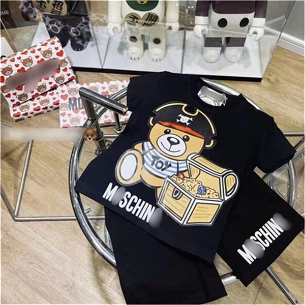 23ss baby baby summer and autumn new men's and women's cotton short sleeve shorts set for children two-piece b10, White
23ss baby baby summer and autumn new men's and women's cotton short sleeve shorts set for children two-piece b10, White