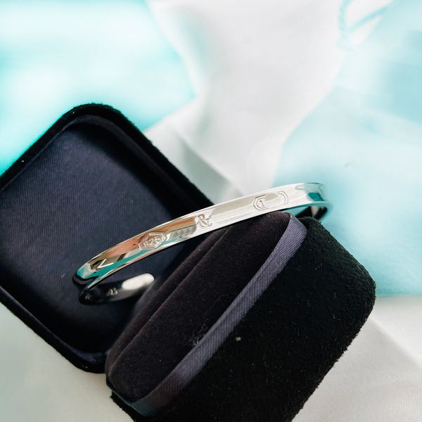 luxury designer bracelet t bracelets woman fashion bangle gold and silver jewelry women gifts njk, Black
luxury designer bracelet t bracelets woman fashion bangle gold and silver jewelry women gifts njk, Black