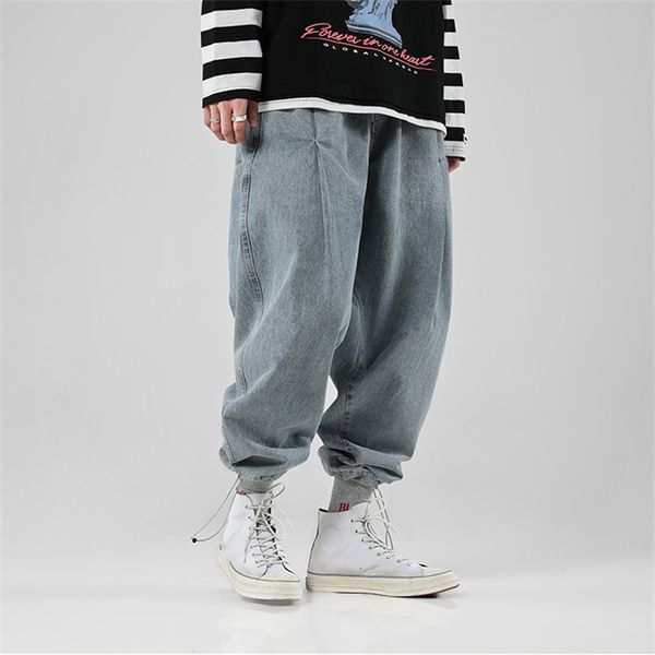 men's jeans joggers harem men hip hop style loose blue denim washed cargo pants outdoor anklelength streetwear 230811
men's jeans joggers harem men hip hop style loose blue denim washed cargo pants outdoor anklelength streetwear 230811