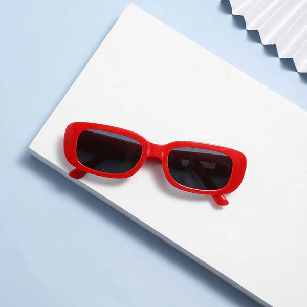 new dopamine personalized hip hop anti uv box sunglasses fashion trend sun protection, White;black
new dopamine personalized hip hop anti uv box sunglasses fashion trend sun protection, White;black