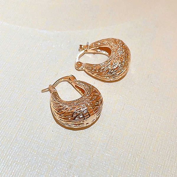 huitan metallic style hoop earrings for women bird nest shaped stylish daily wear modern trendy female jewelry dropship, Silver
huitan metallic style hoop earrings for women bird nest shaped stylish daily wear modern trendy female jewelry dropship, Silver