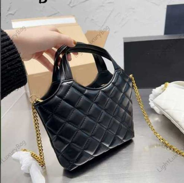 5a designer bag women mini tote bags in black quilted lambskin totes shopping shoulders famous shopper purse satchel attaches handbags 22122
5a designer bag women mini tote bags in black quilted lambskin totes shopping shoulders famous shopper purse satchel attaches handbags 22122
