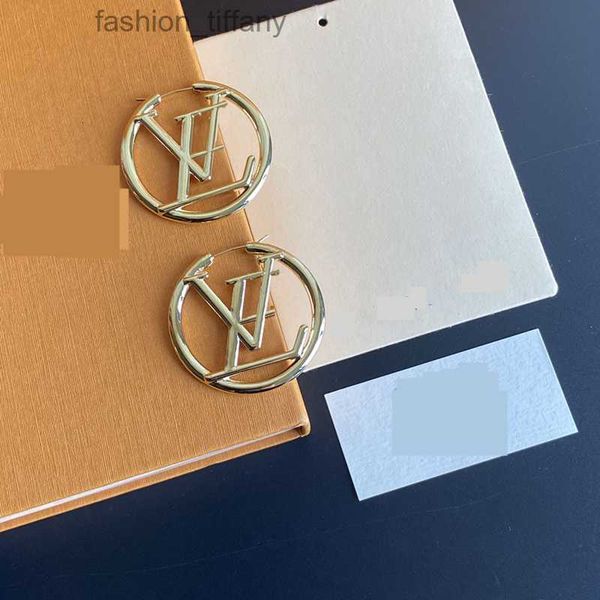 luxury big gold hoop earrings for lady women orrous girls ear studs set designer jewelry earring valentine's day gift engagement for br, Golden;silver
luxury big gold hoop earrings for lady women orrous girls ear studs set designer jewelry earring valentine's day gift engagement for br, Golden;silver