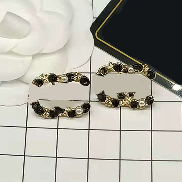 classic designer earrings letters stud earring crystal women rhinestone wedding christm party jewerlry accessories gifts 20style, Golden;silver
classic designer earrings letters stud earring crystal women rhinestone wedding christm party jewerlry accessories gifts 20style, Golden;silver