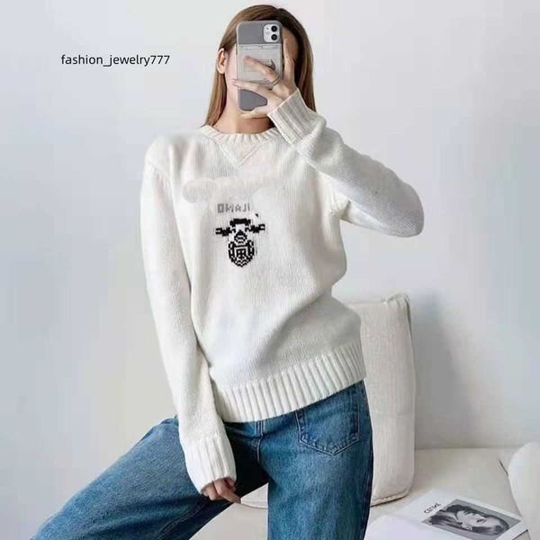 women designers clothing knit crow neck sweaters p letter long sleeve clothing pullover oversized, White;black
women designers clothing knit crow neck sweaters p letter long sleeve clothing pullover oversized, White;black