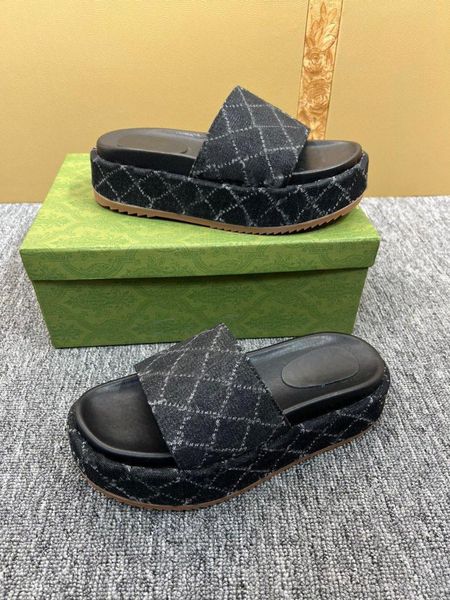 designer luxury black tugging 35 platform sandals current with box dust bags included
designer luxury black tugging 35 platform sandals current with box dust bags included