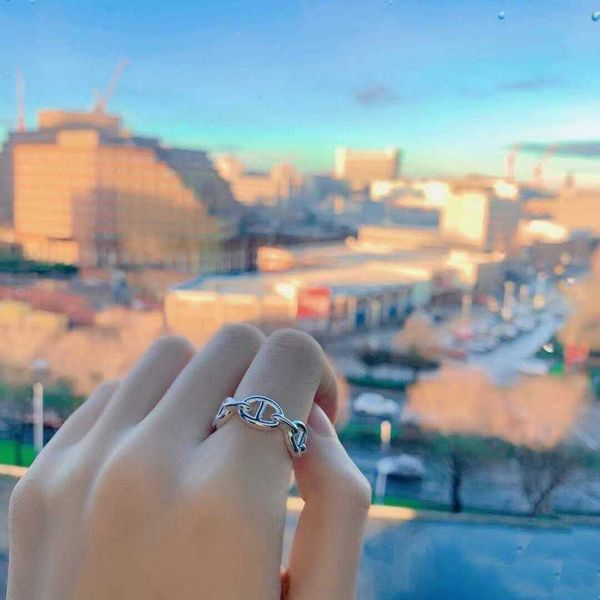 versatile new h family silver pig nose ring rose gold couple small design fashion personality men and women, Golden;silver
versatile new h family silver pig nose ring rose gold couple small design fashion personality men and women, Golden;silver