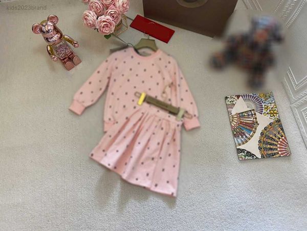 designer girls dress suits autumn sets size 100-150 cm 2pcs star logo pattern full print round neck sweater and short skirt aug09, White
designer girls dress suits autumn sets size 100-150 cm 2pcs star logo pattern full print round neck sweater and short skirt aug09, White