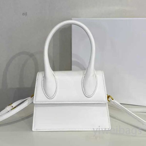 designer bag le chiquito women's crossbody bags vintage handbags cowhide underarm mini single shoulder luxury handheld wallet
designer bag le chiquito women's crossbody bags vintage handbags cowhide underarm mini single shoulder luxury handheld wallet