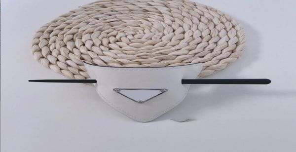 european and american retro alphabet clamps sponge headband leather large intestine hair ring headwear female fast de6855284, Slivery;golden
european and american retro alphabet clamps sponge headband leather large intestine hair ring headwear female fast de6855284, Slivery;golden