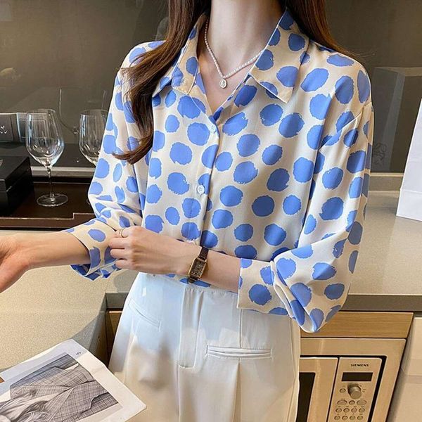autumn style versatile polka dot printed shirt long sleeved chiffon for women, White
autumn style versatile polka dot printed shirt long sleeved chiffon for women, White