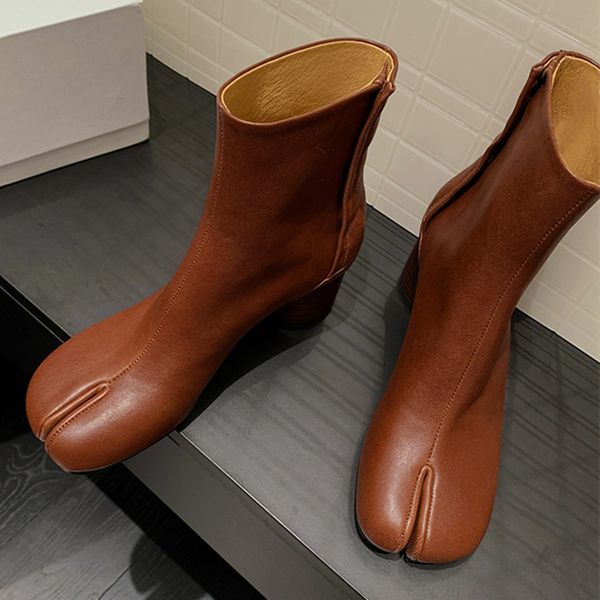 boots tabi boots split toe chunky high heel women boots leather zapatos mujer fashion autumn women shoes botas mujer 230811, Black
boots tabi boots split toe chunky high heel women boots leather zapatos mujer fashion autumn women shoes botas mujer 230811, Black