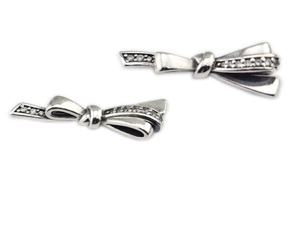 new authentic 925 sterling silver earring brilliant bows with crystal stud earrings for women wedding gift fit lady delicate jewel4819045, Golden;silver
new authentic 925 sterling silver earring brilliant bows with crystal stud earrings for women wedding gift fit lady delicate jewel4819045, Golden;silver