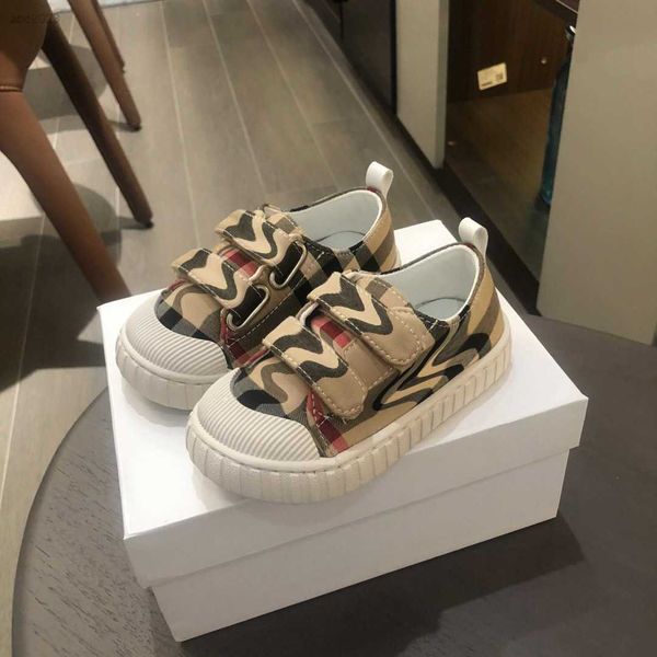 new designer toddler shoes multi color stripe crossing baby casual shoes size 20-25 no need for tie up design kids prewalker box packaging
new designer toddler shoes multi color stripe crossing baby casual shoes size 20-25 no need for tie up design kids prewalker box packaging