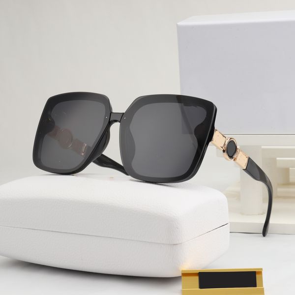 womans sunglasses mens designer sunglasses square glasses outdoors tourism travel afar literary and artistic style fashion sun glasses lady, White;black
womans sunglasses mens designer sunglasses square glasses outdoors tourism travel afar literary and artistic style fashion sun glasses lady, White;black