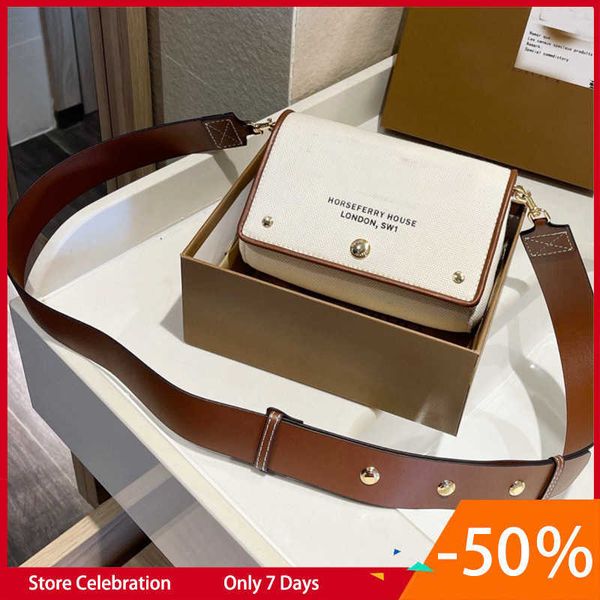 classic canvas shoulder bag small handbags purse fashion letter tofu package crossbody bags simple design wide shoulder strap messenger bags
classic canvas shoulder bag small handbags purse fashion letter tofu package crossbody bags simple design wide shoulder strap messenger bags