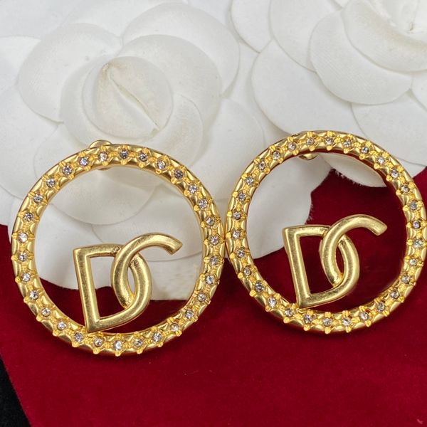 gold designer earrings full of diamond round letter earrings jewelry wedding gift no box, Golden;silver
gold designer earrings full of diamond round letter earrings jewelry wedding gift no box, Golden;silver