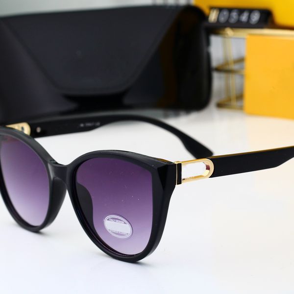 luxury sunglasses for women men 0549 classic designer sun glasses goggles fashion brand senior letter eyeglasses polarized glasses outdoor d, White;black
luxury sunglasses for women men 0549 classic designer sun glasses goggles fashion brand senior letter eyeglasses polarized glasses outdoor d, White;black