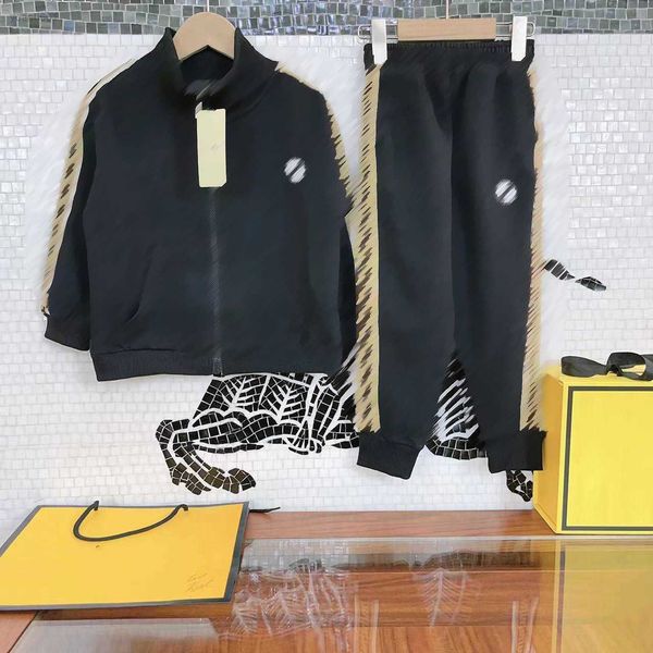 luxury kids designer clothes child jacket sets size 110-160 cm 2pcs letter logo jacquard long sleeved standing collar jacket and pants, White
luxury kids designer clothes child jacket sets size 110-160 cm 2pcs letter logo jacquard long sleeved standing collar jacket and pants, White