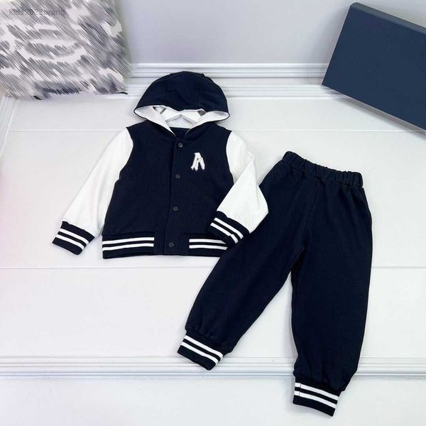 kids designer clothes child autumn sets size 100-160 cm 2pcs long sleeved hooded jacket with patchwork design and sports pants aug10, White
kids designer clothes child autumn sets size 100-160 cm 2pcs long sleeved hooded jacket with patchwork design and sports pants aug10, White