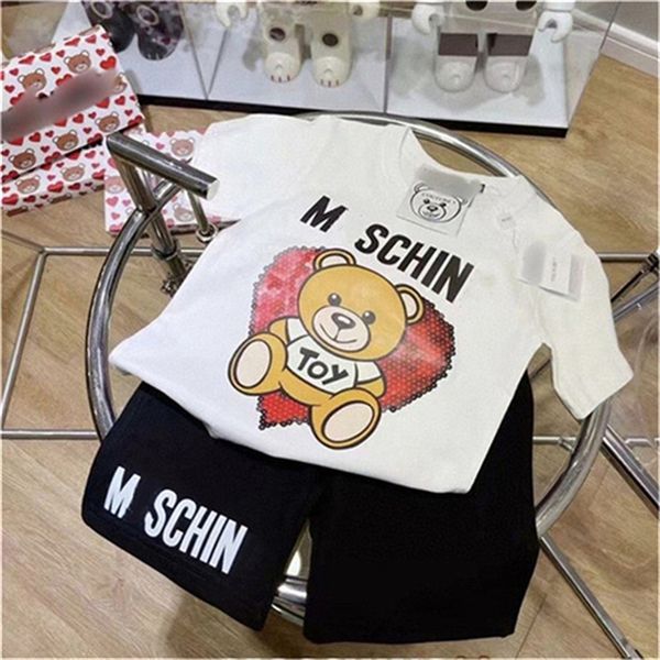 23ss baby baby summer and autumn new men's and women's cotton short sleeve shorts set for children two-piece b12, White
23ss baby baby summer and autumn new men's and women's cotton short sleeve shorts set for children two-piece b12, White