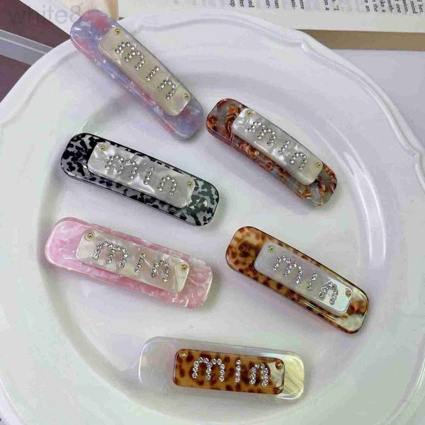 hair clips & barrettes designer new leopard pattern acetic acid letter hairpin fashion rhinestone spring clip sweet cool girl horsetail mhwb, Golden;silver
hair clips & barrettes designer new leopard pattern acetic acid letter hairpin fashion rhinestone spring clip sweet cool girl horsetail mhwb, Golden;silver