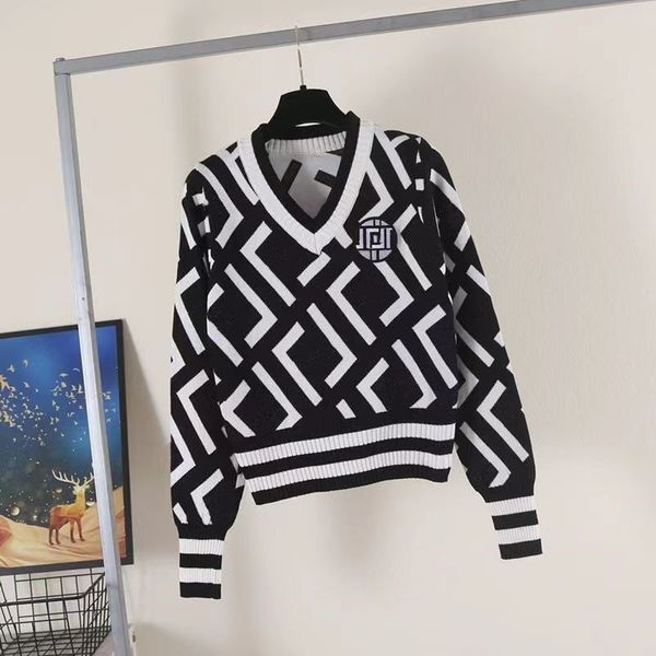 sweater women designer swetater women v neck f letter graphic sweater cardigan advanced version france trendy clothing women designer luxury, White;black
sweater women designer swetater women v neck f letter graphic sweater cardigan advanced version france trendy clothing women designer luxury, White;black