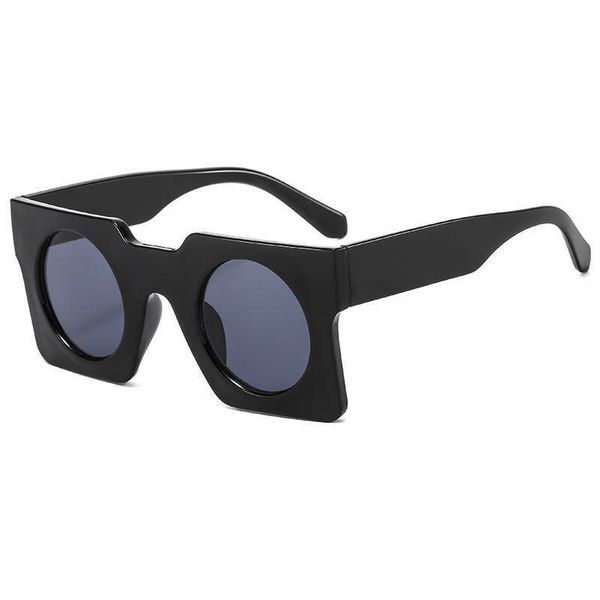 new fashion show box sunglasses for women tiktok net red sunshade street shooting, White;black
new fashion show box sunglasses for women tiktok net red sunshade street shooting, White;black