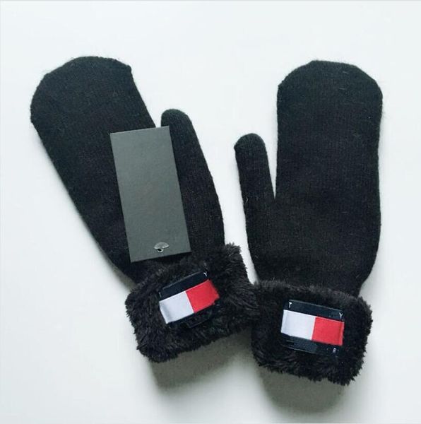 winter gloves brand designer glove fashion women men luxury outdoor sport warm winters ski glovess, Blue;gray
winter gloves brand designer glove fashion women men luxury outdoor sport warm winters ski glovess, Blue;gray
