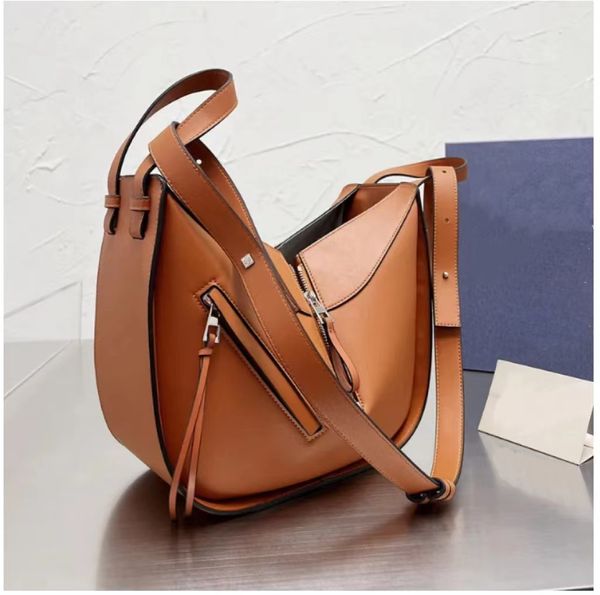 stylish handbag hammock compact tote geometric soft textured embosser hobo bag portable oblique cross bag luxury shoulder bag jigsaw togo pu
stylish handbag hammock compact tote geometric soft textured embosser hobo bag portable oblique cross bag luxury shoulder bag jigsaw togo pu