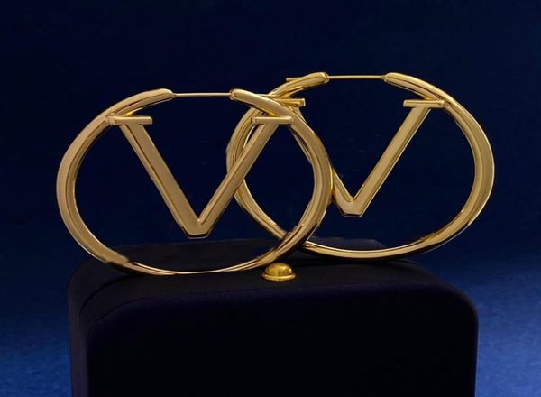 women designer hoops earrings fashion womens 5cm circle simple gold earring jewelry luxurys designers earrings letter studs hoops 3673220, Golden;silver
women designer hoops earrings fashion womens 5cm circle simple gold earring jewelry luxurys designers earrings letter studs hoops 3673220, Golden;silver