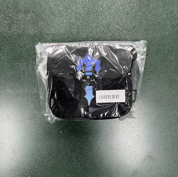 trapstar bags men's 1.0irongate t cross-body bag - black/gradient 1to1 quality uk high street letter lock women wallets high quality
trapstar bags men's 1.0irongate t cross-body bag - black/gradient 1to1 quality uk high street letter lock women wallets high quality