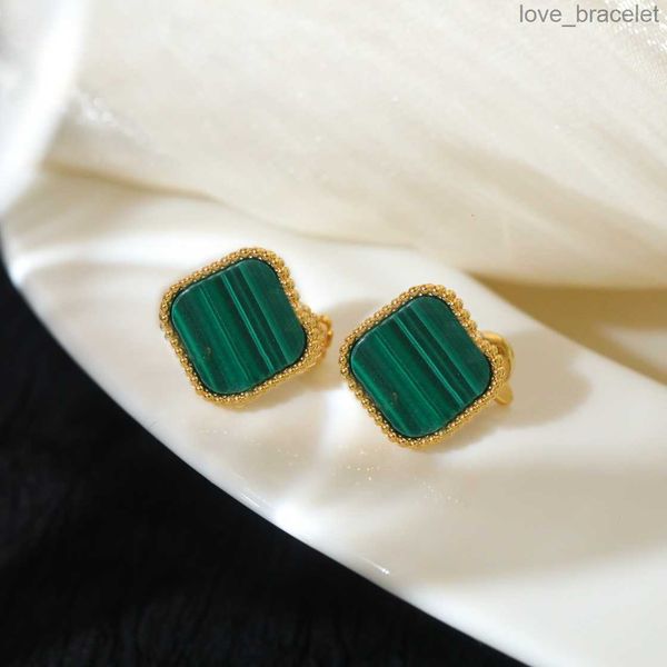 fashion four leaf clover earrings designer stud women 18k gold plated carnelian earrings wedding jewelry gifts, Golden;silver
fashion four leaf clover earrings designer stud women 18k gold plated carnelian earrings wedding jewelry gifts, Golden;silver