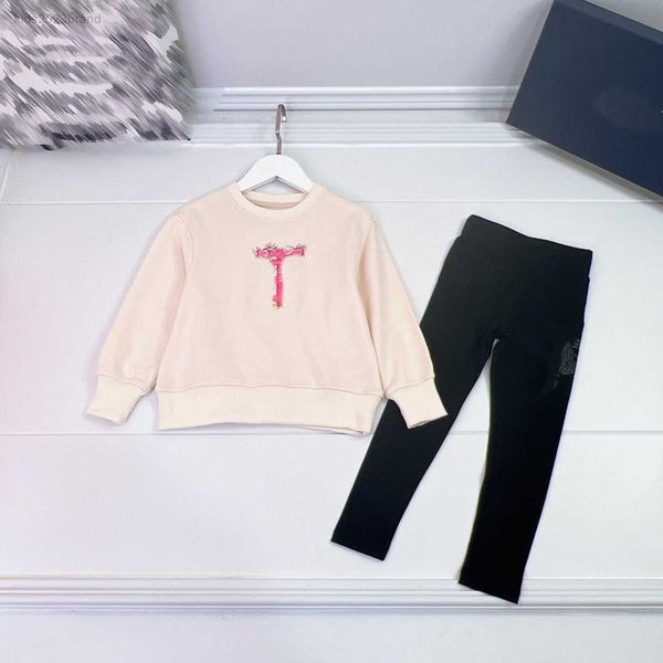 designer baby autumn sets fashion kids tracksuits size 100-160 cm 2pcs round neck sweater and logo printed leggings aug10, White
designer baby autumn sets fashion kids tracksuits size 100-160 cm 2pcs round neck sweater and logo printed leggings aug10, White