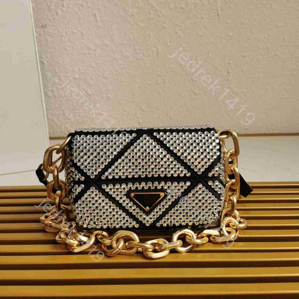 fashion prad crystal bags lady designer chain crossbody 10a metal triangle pattern shoulder bag diamond lattice totes purses hardware flip h
fashion prad crystal bags lady designer chain crossbody 10a metal triangle pattern shoulder bag diamond lattice totes purses hardware flip h