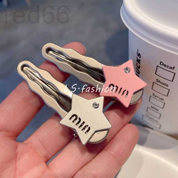 hair clips & barrettes designer advanced silver grey letter hairpin net red pentagram duck mouth clip fashion small jewelry e0y9, Golden;silver
hair clips & barrettes designer advanced silver grey letter hairpin net red pentagram duck mouth clip fashion small jewelry e0y9, Golden;silver